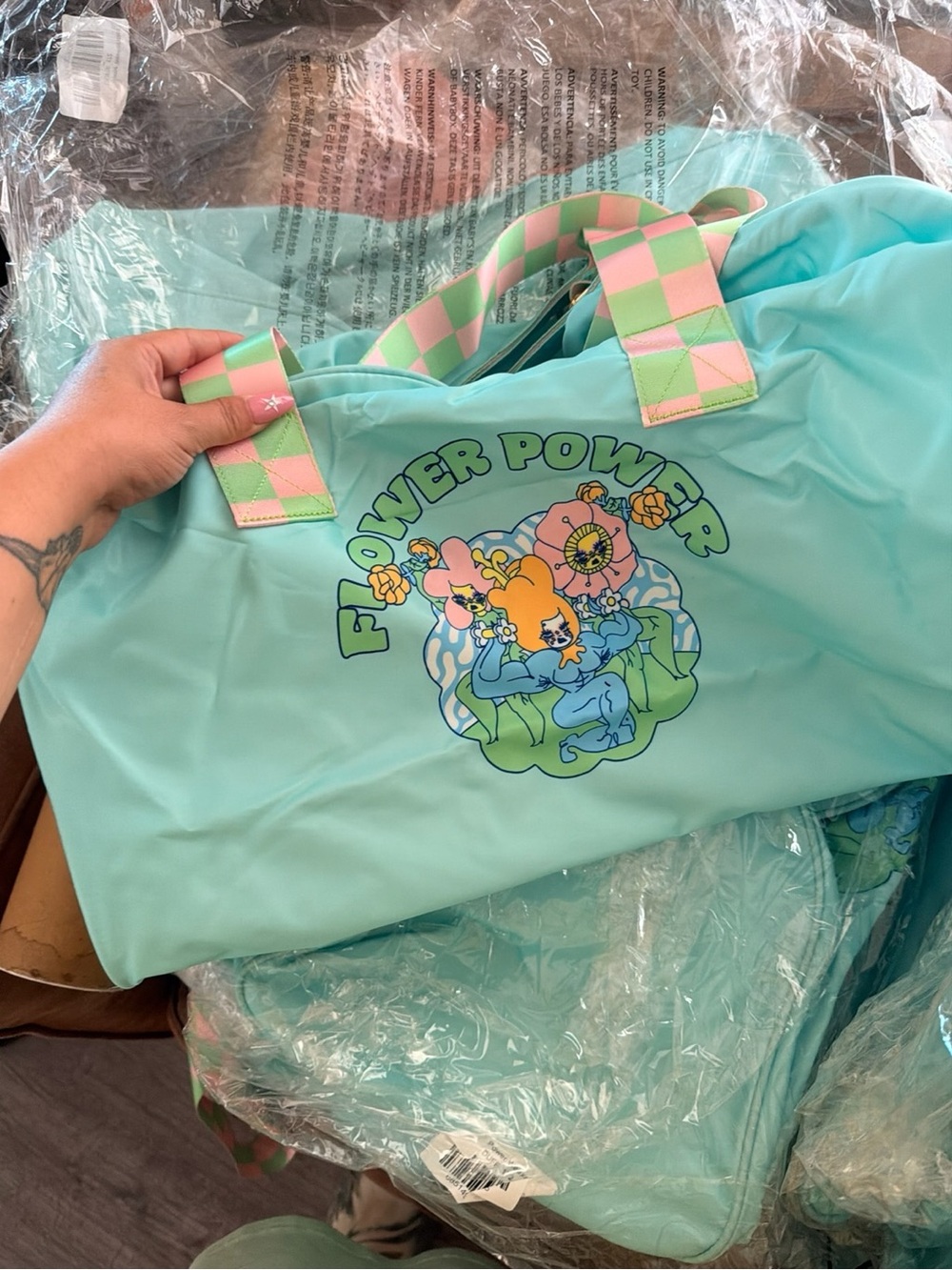 Valfré Mint Travel Tote Flower Power gym bag